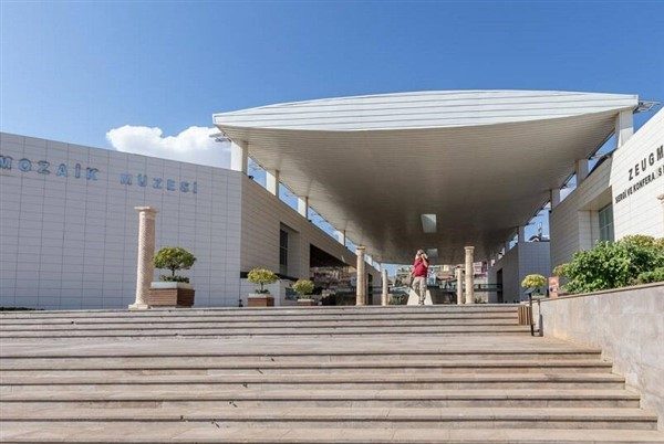 Sanal Ortamda geziyoruz; Zeugma Mozaik Müzesi